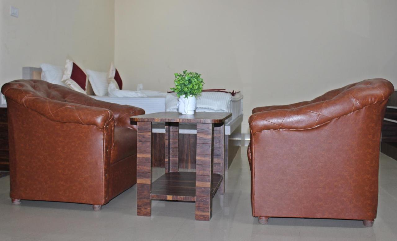 Royal 91 Hotel